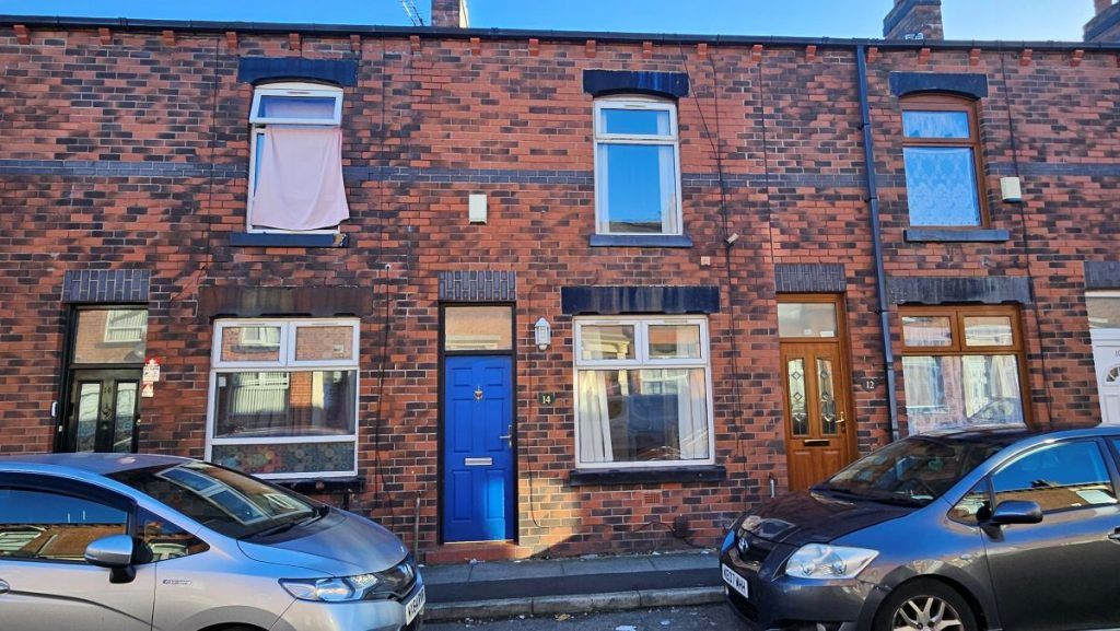 Property photo 1 of 14