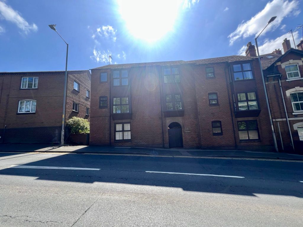 Property photo 1 of 8