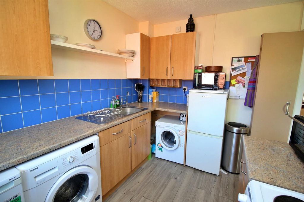 Additional image 10 of 2 bed flat for saleThe Limes, London Road, Halesworth IP19