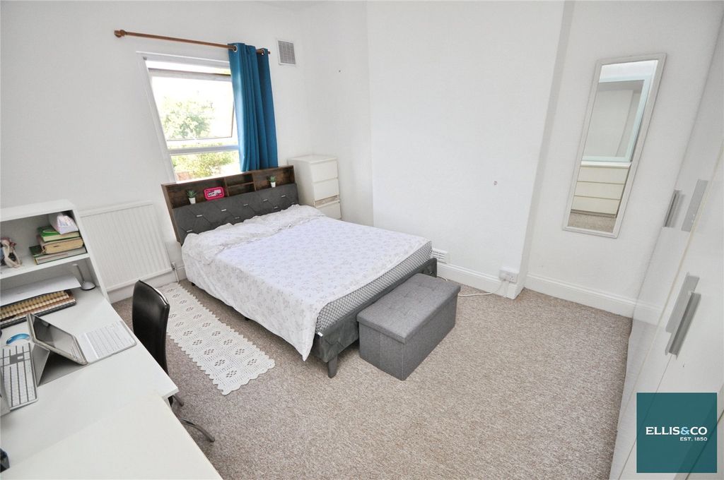 Property photo 2 of 9 Picture No. 03