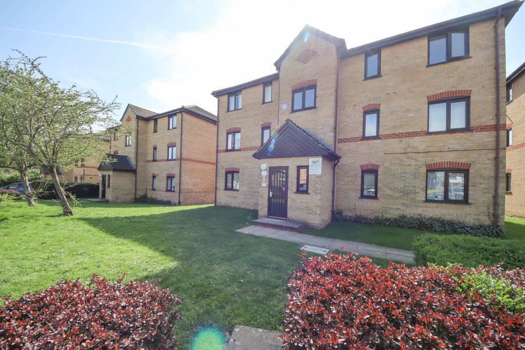 Property photo 3 of 12