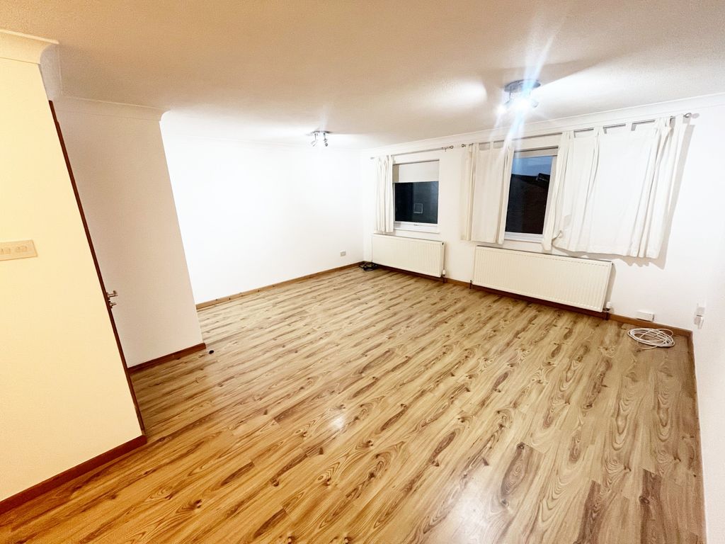 Property photo 3 of 5 Img_1641