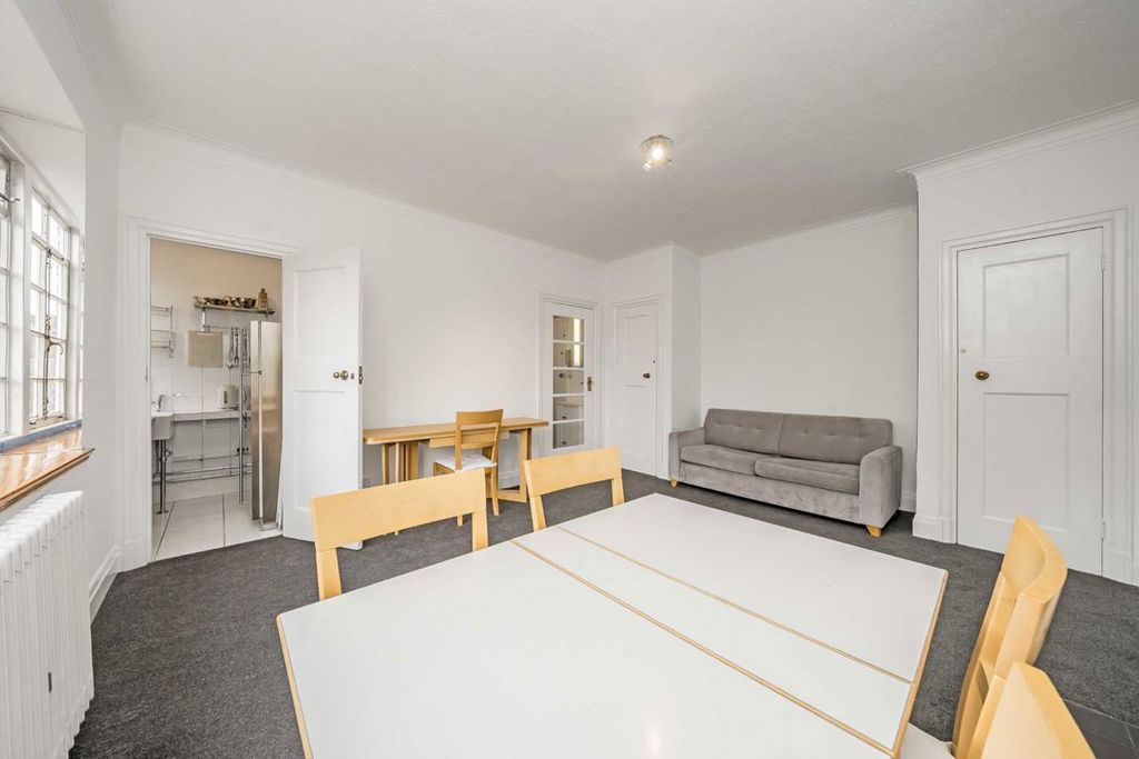 Property photo 2 of 3