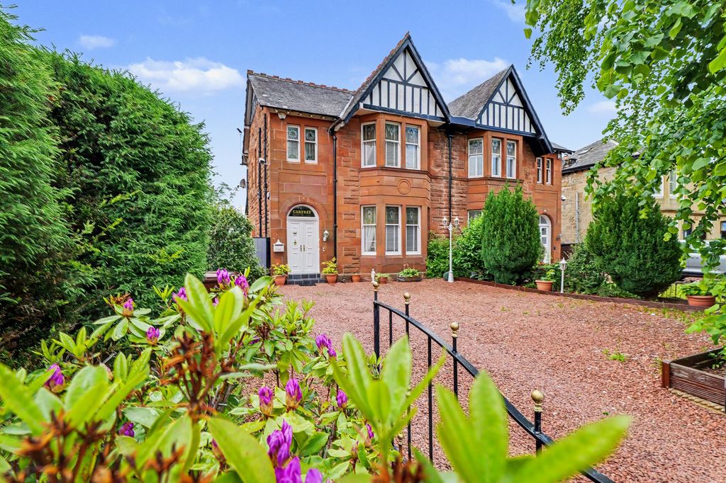 Property photo 1 of 30