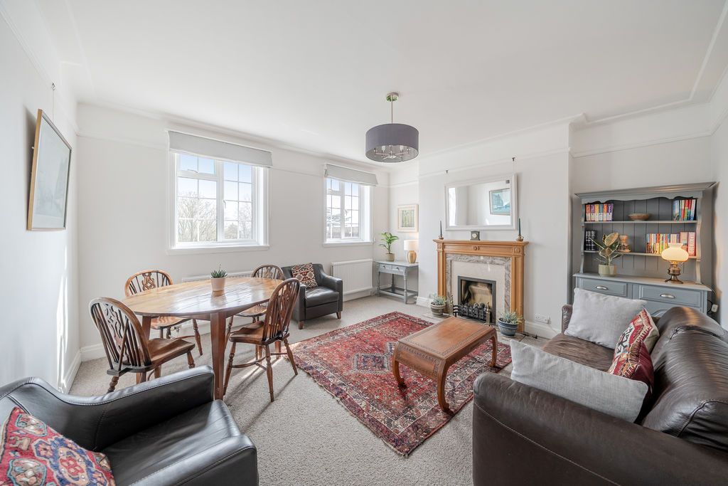 Property photo 2 of 9 Photo 8