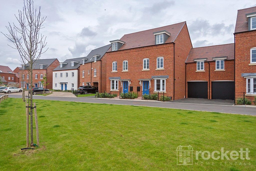 Property photo 3 of 63 Picture 3