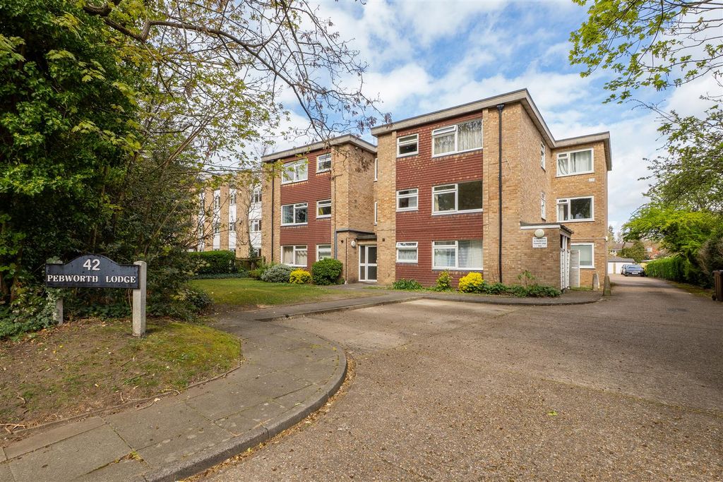 Property photo 1 of 9 Pebworthl2-001.Jpg