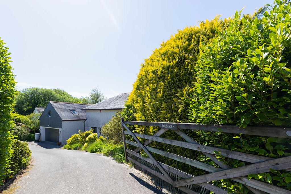 Property photo 3 of 38 33502614