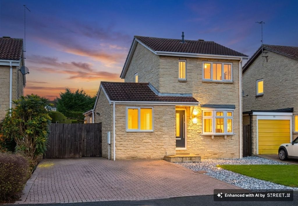 Property photo 1 of 23