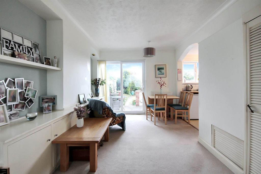 Property photo 3 of 15 Kitchen/Diner