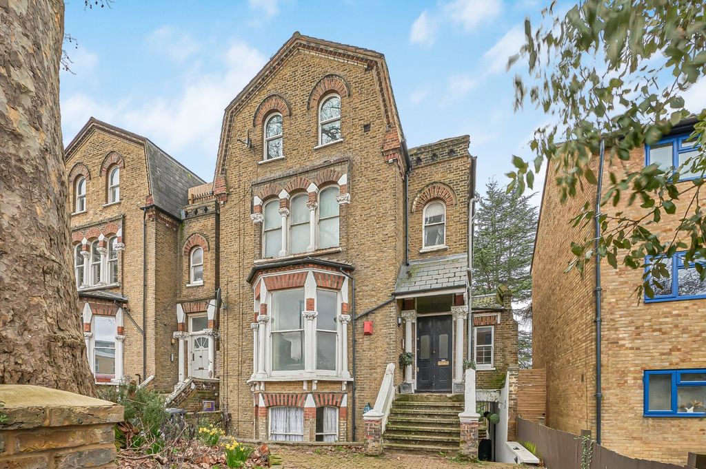 Property photo 3 of 14 Picture No. 02