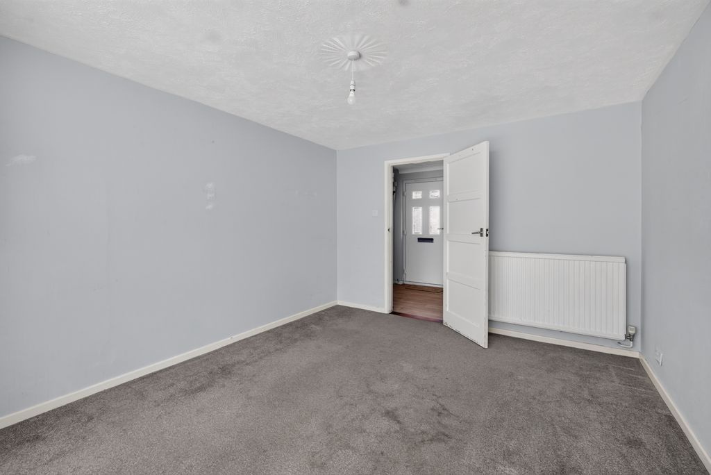 Property photo 3 of 19 A6705417