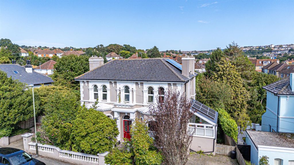 Property photo 1 of 35 Dji_20250811161856_0699_D_Alto.Jpg