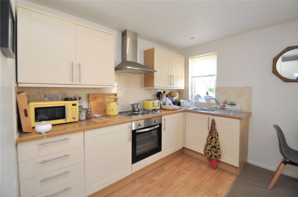 Property photo 3 of 8 Picture No. 05