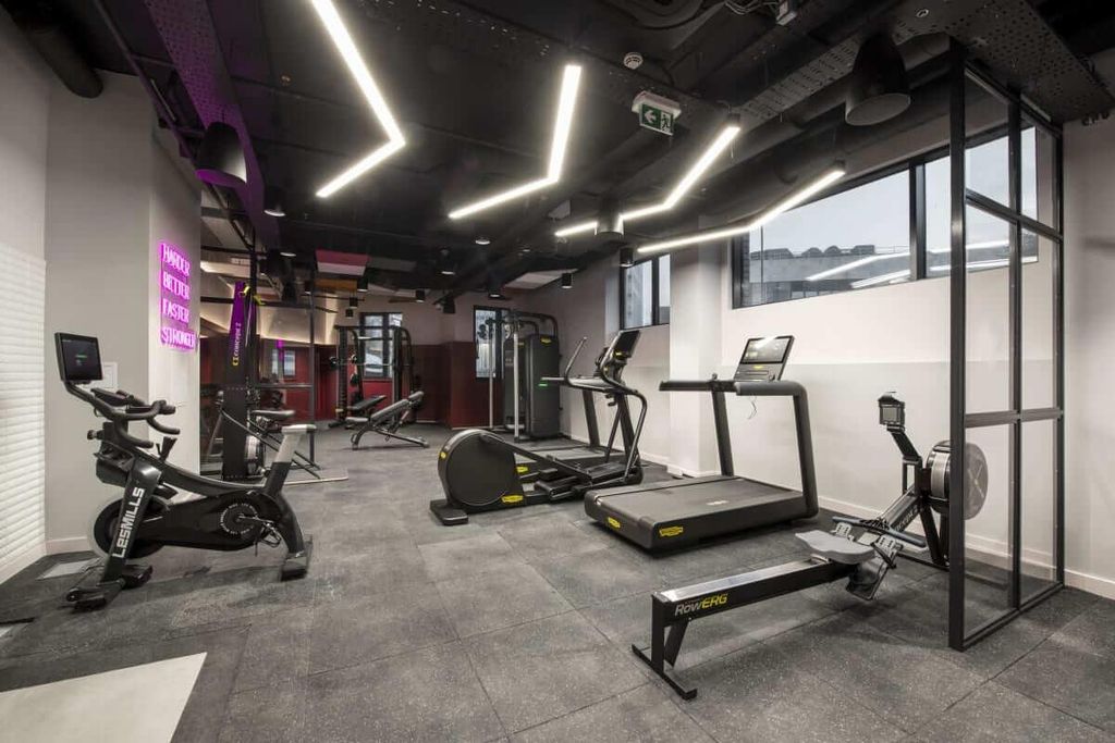 Property photo 1 of 25