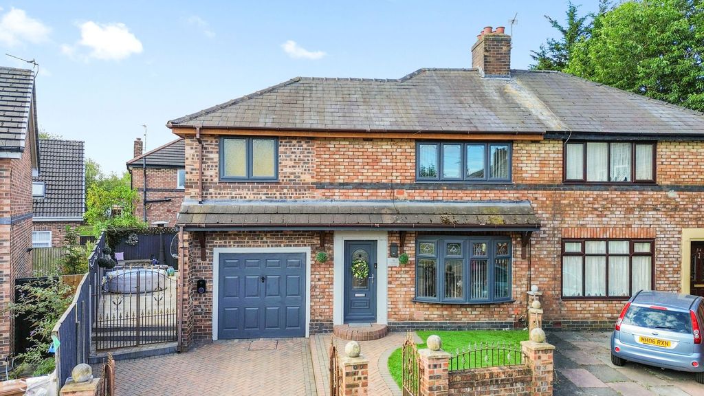 Property photo 1 of 37