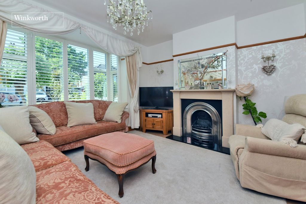 Property photo 2 of 21 Picture No. 04
