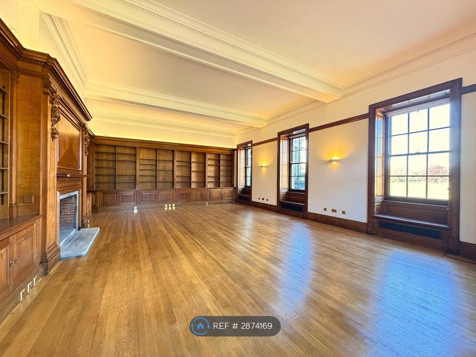 Property photo 3 of 33 Drawing Room