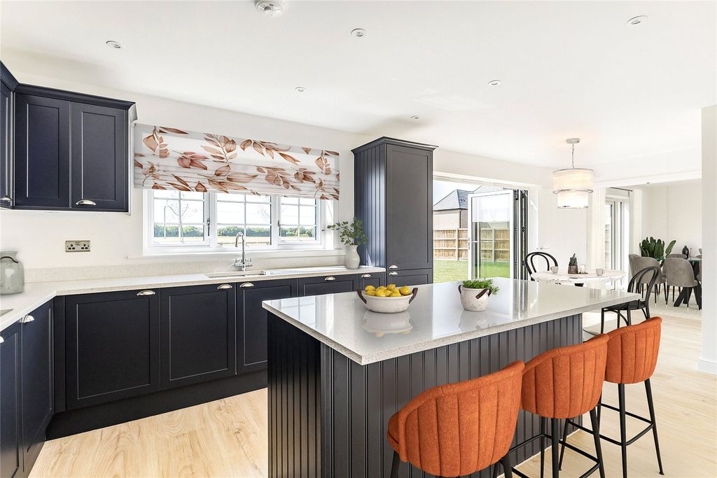 Property photo 2 of 20 Picture No. 29