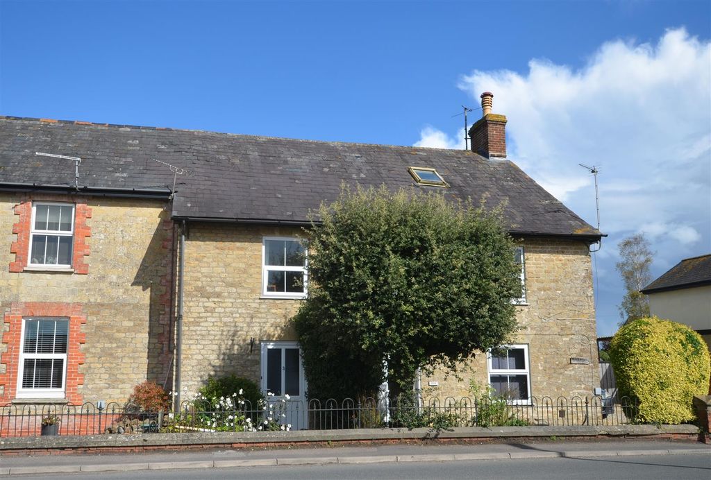 Property photo 1 of 12 Front