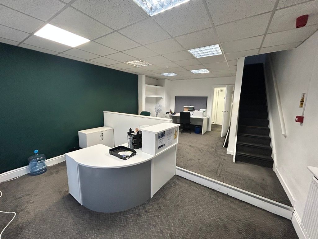 Property photo 2 of 8 Photo 7