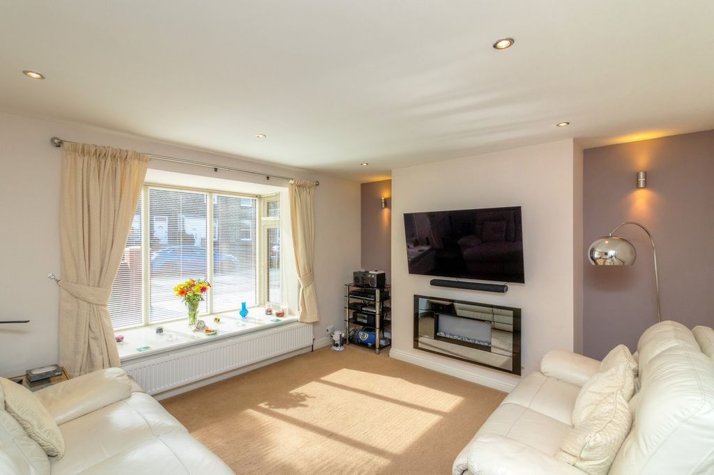 Property photo 3 of 29