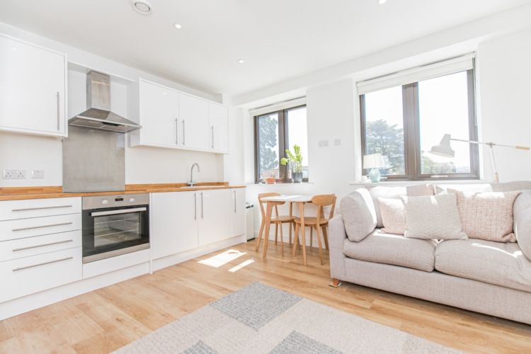 Property photo 1 of 7 137157-Std