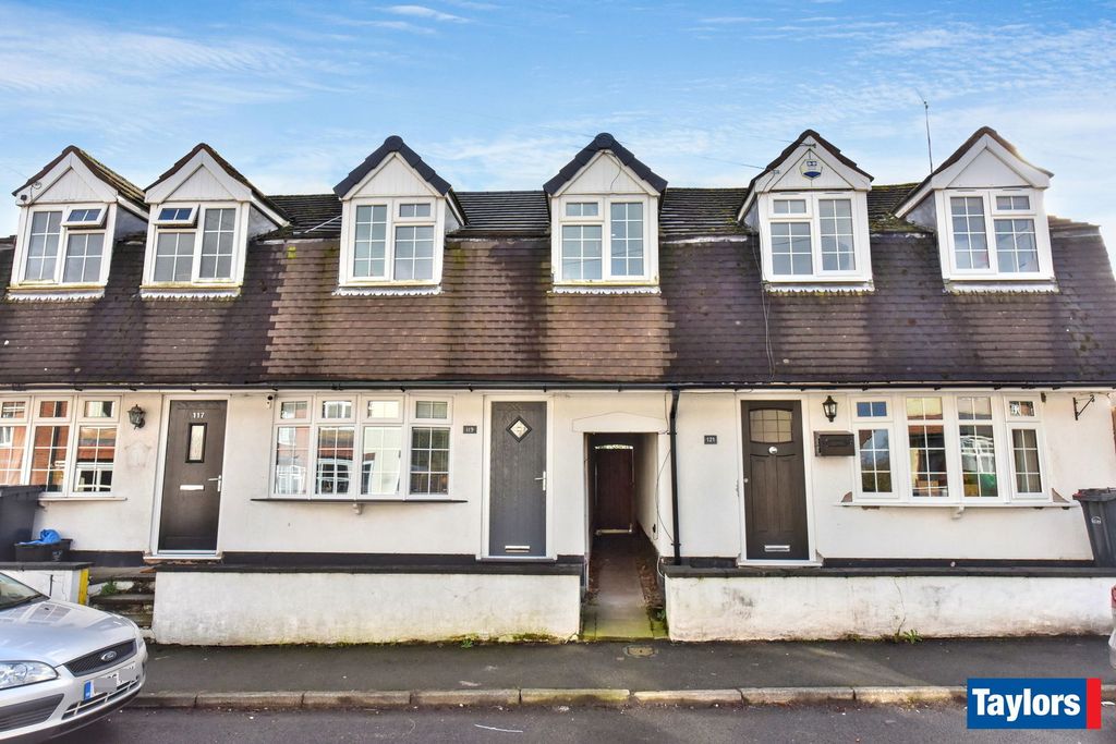 Property photo 1 of 17