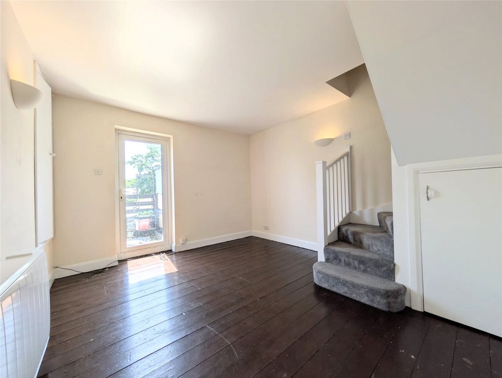 Property photo 2 of 13 Picture No. 08