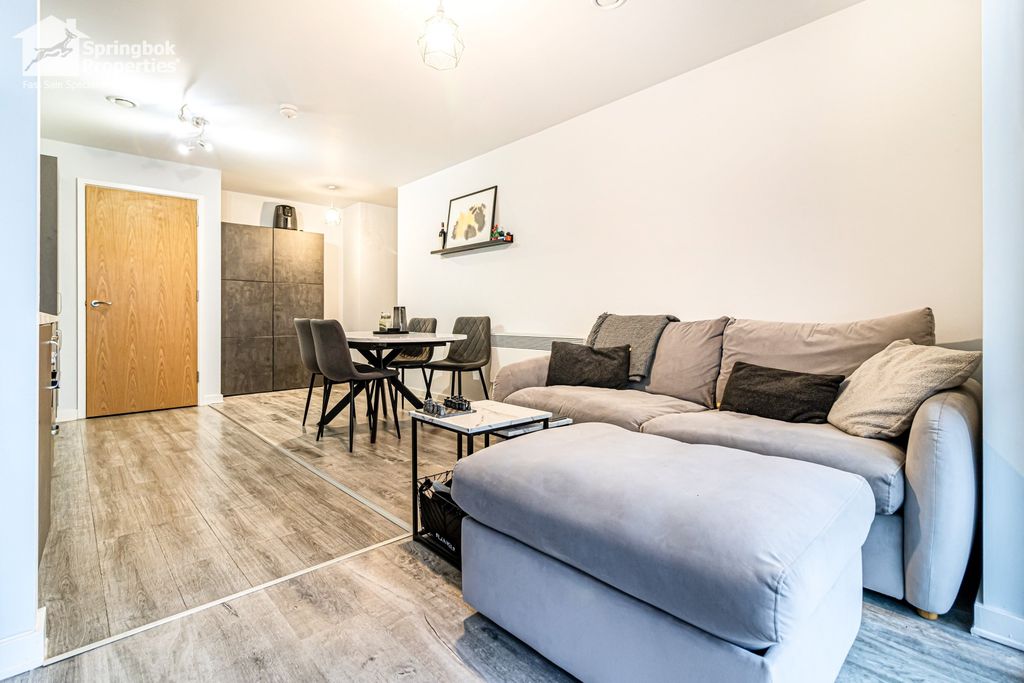 Property photo 3 of 13 Image 3