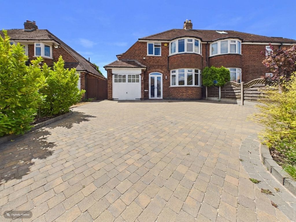 Property photo 1 of 39 Cam03830G0Pr0396Still053001