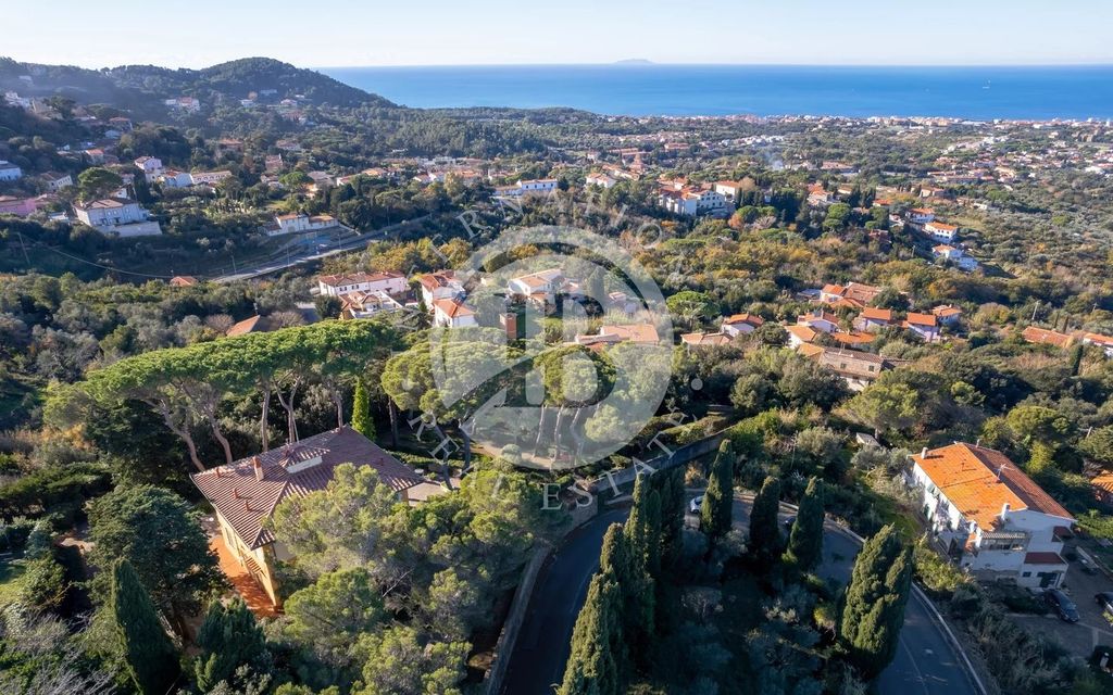 Property photo 3 of 26