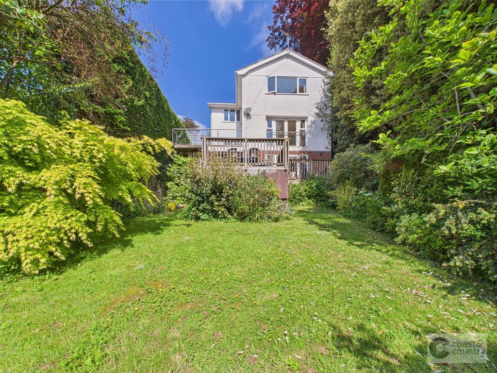 Property photo 1 of 30