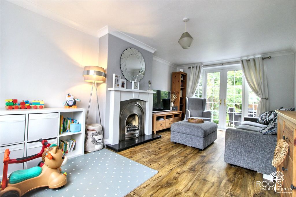Property photo 3 of 14 Picture No. 04