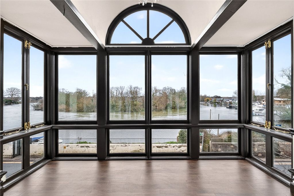 Property photo 2 of 26 Picture No. 50