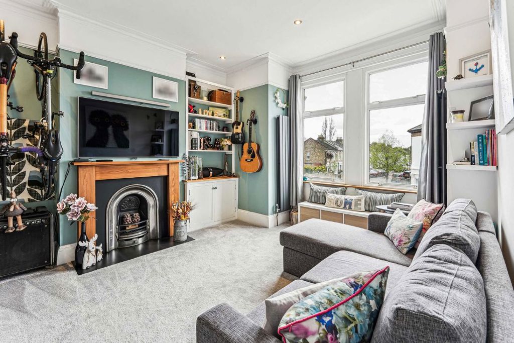 Property photo 2 of 7