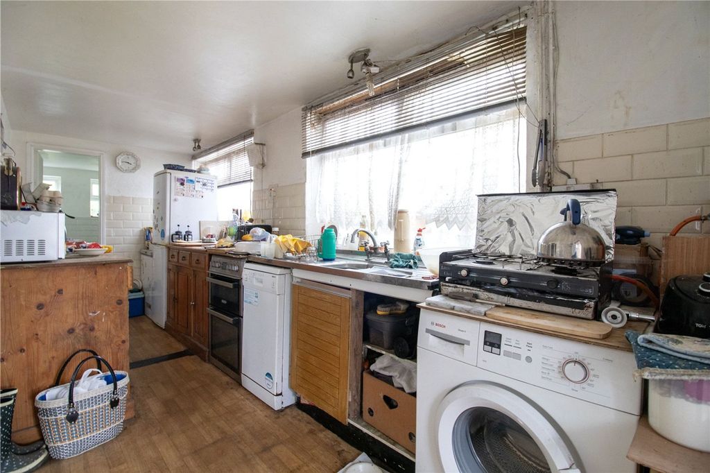 Property photo 3 of 14 Picture No. 05