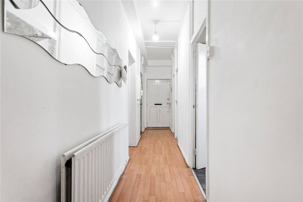 Property photo 2 of 11 Picture No. 05