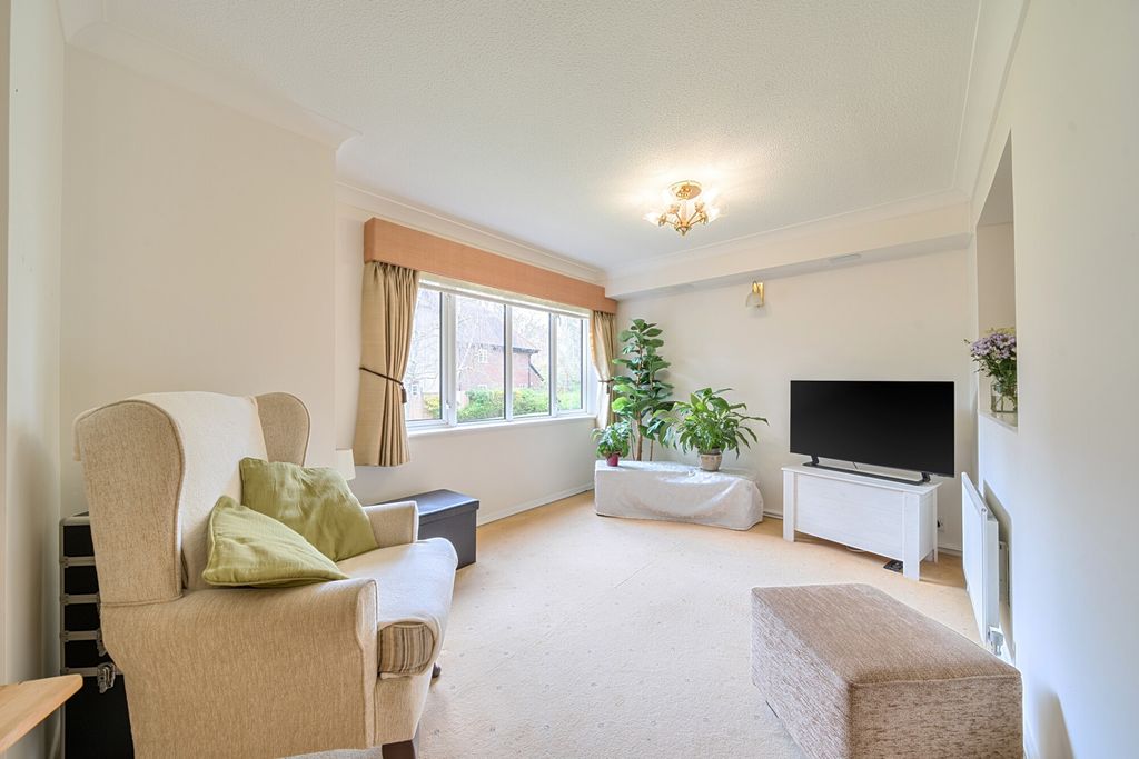 Property photo 3 of 22 1434508-19-69c149...