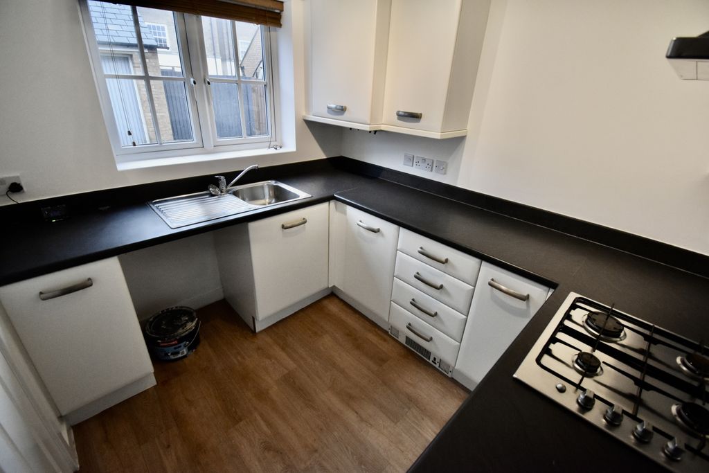 Property photo 2 of 12 Dsc_0587