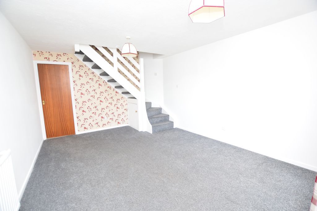 Property photo 2 of 11 Photo 9