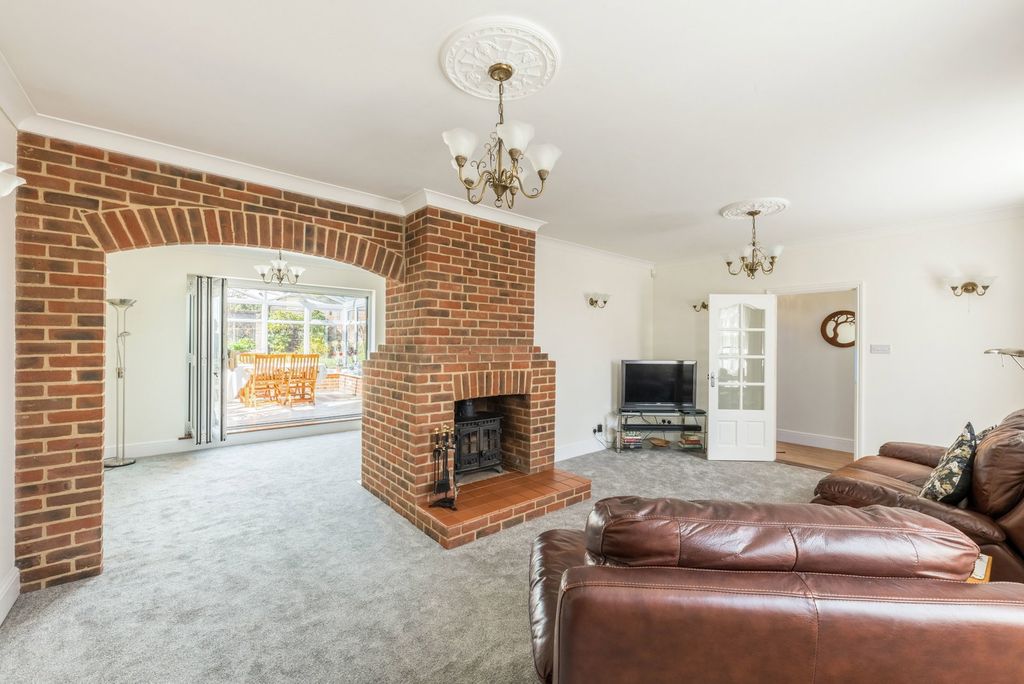 Property photo 2 of 56