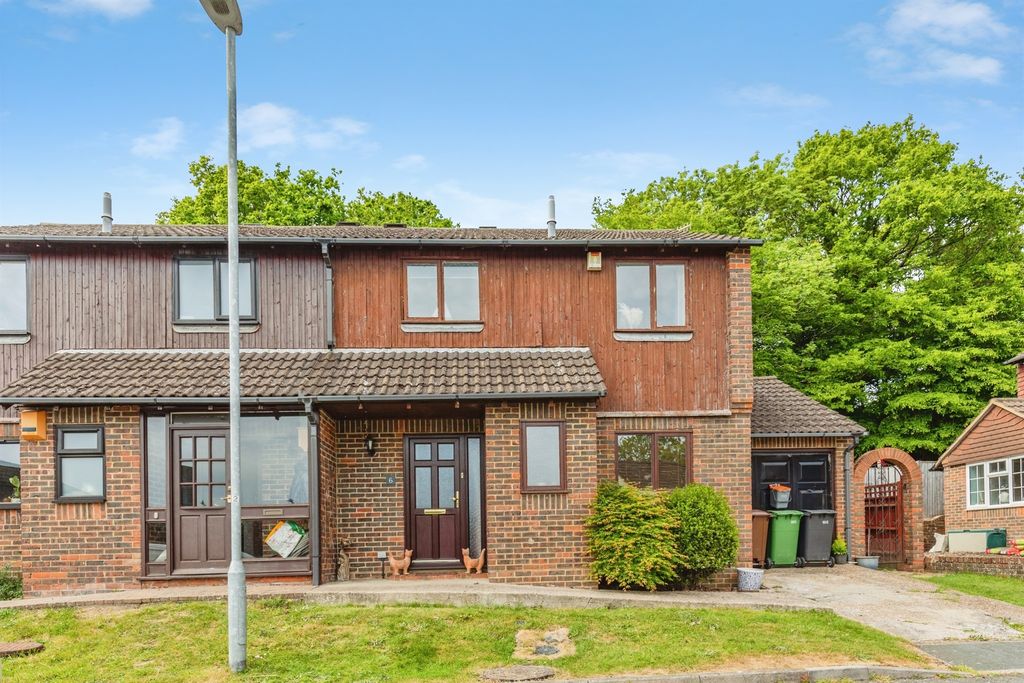 Property photo 1 of 22