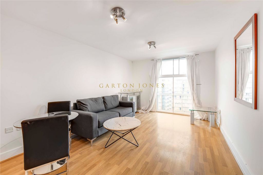 Property photo 2 of 11 Picture No. 40