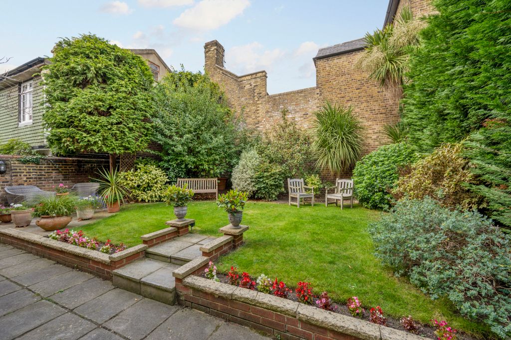 Property photo 3 of 27 Picture No. 04