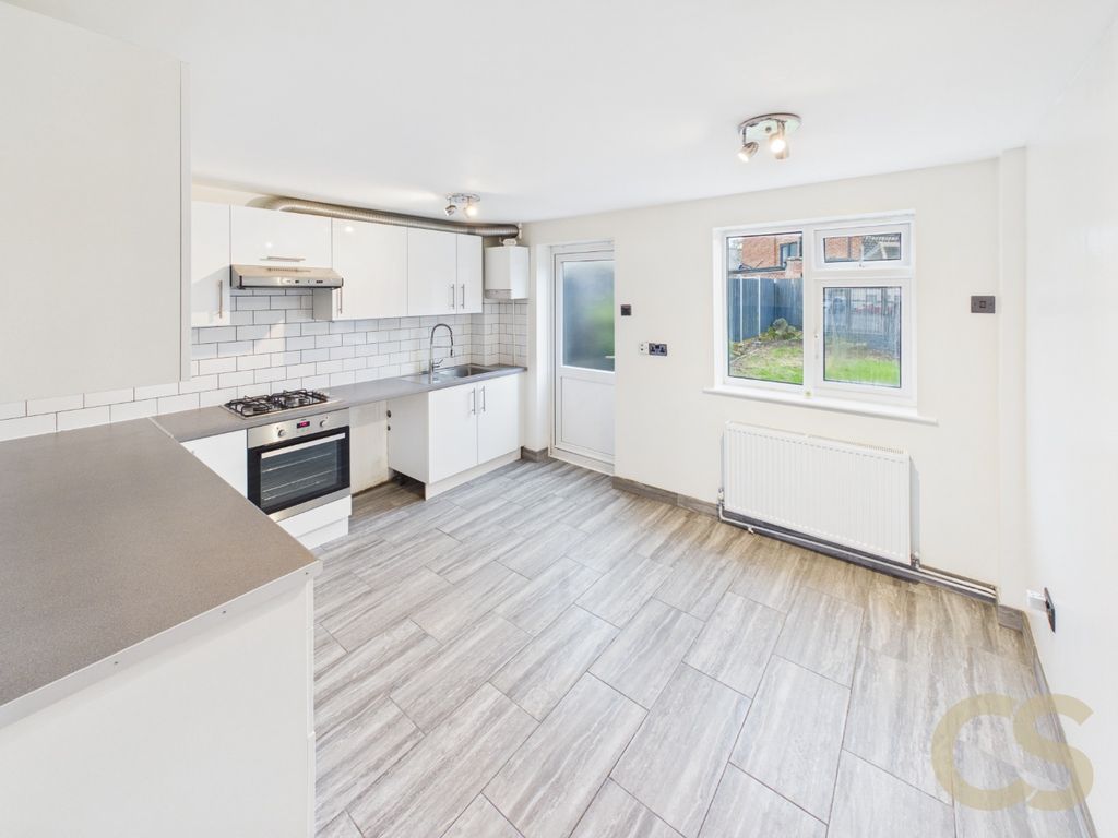 Property photo 2 of 11 6100441