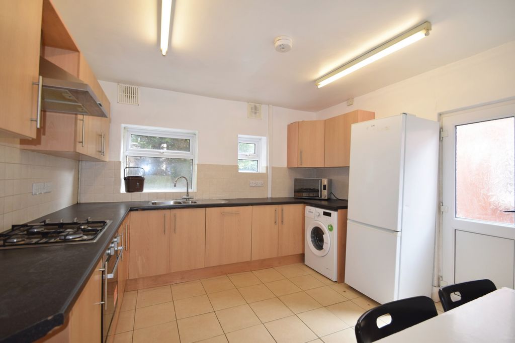 Property photo 2 of 12 Photo 2