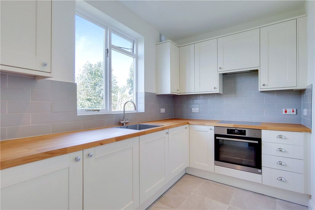 Property photo 2 of 13 Picture No. 05