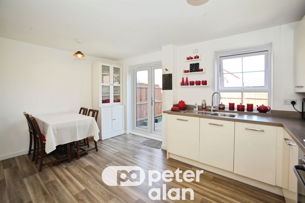 Property photo 3 of 23