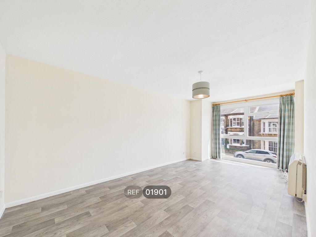 Property photo 2 of 6 Living Room